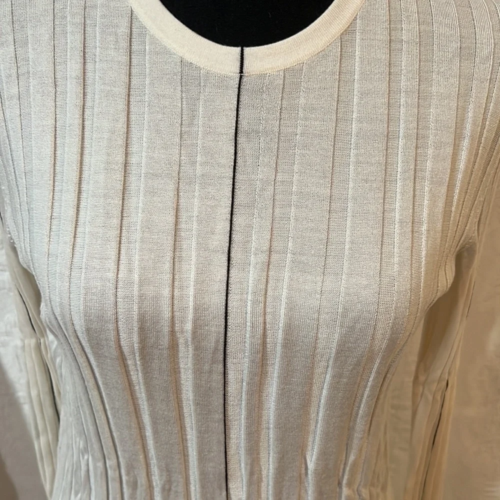 Akris wool and silk‎ pullover, size 8, NWT